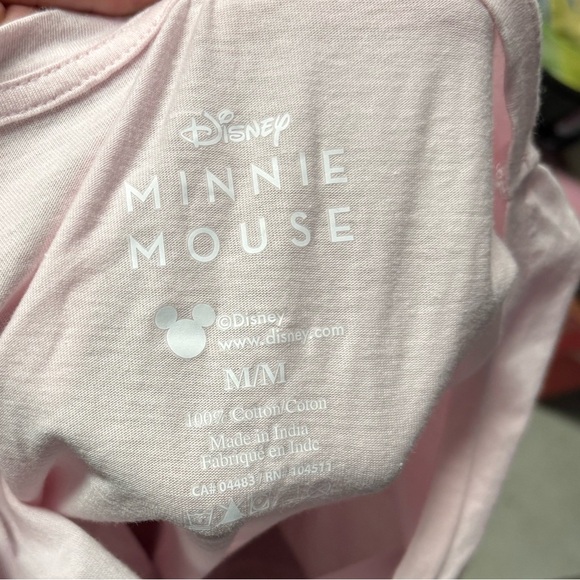 Light Pink Disney Minnie Mouse Tshirt With Sequins Like New Sz M Women’s - Picture 2 of 2